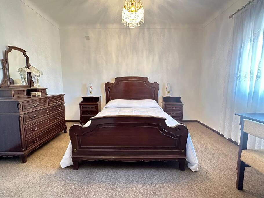 Villa Mendes Oliva Алмейда Екстериор снимка